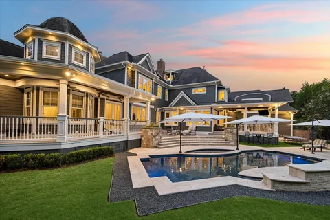 $3,675,000 | 7818 Bellewood Drive, Houston, TX 77055