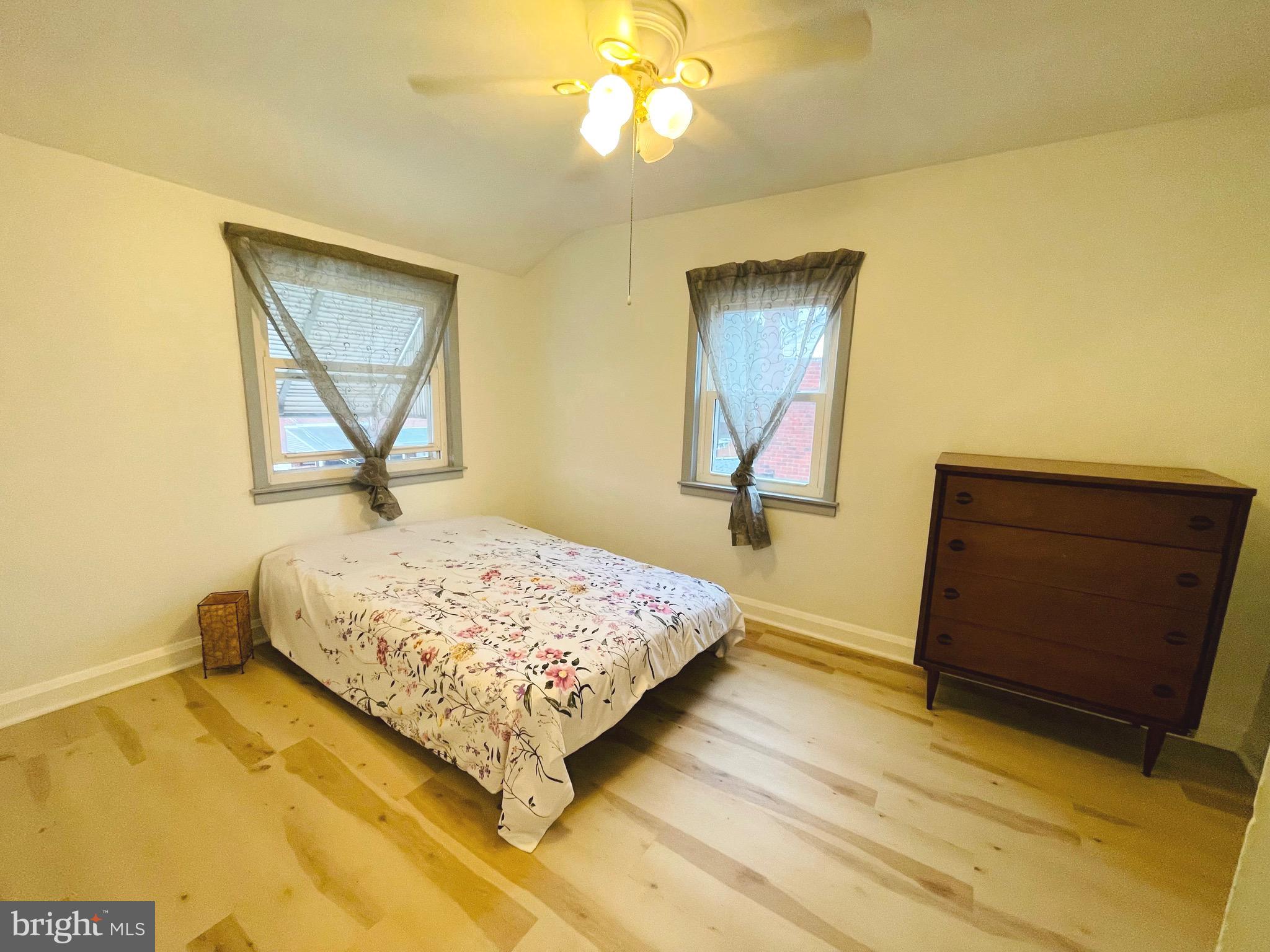 1927 Barry Road Dundalk, MD 21222 - Photo 22 of 39