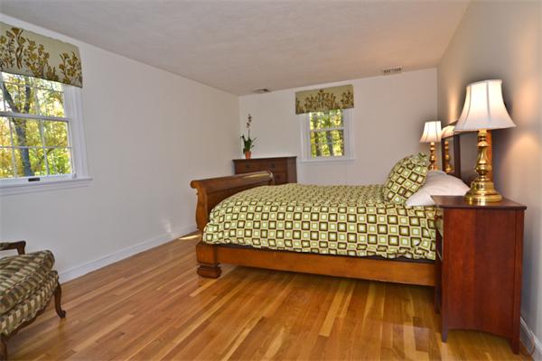 35 Reed Street Lexington, MA 02421 - Photo 11 of 22