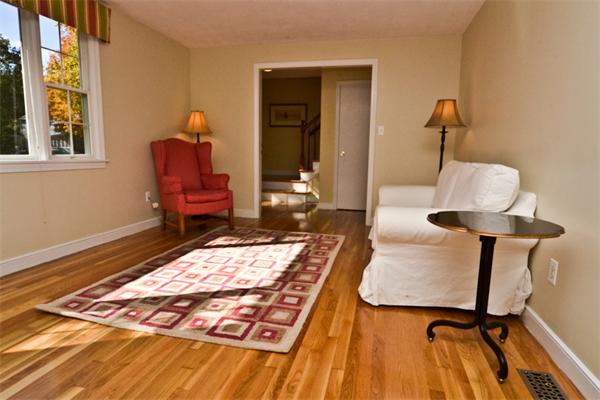 35 Reed Street Lexington, MA 02421 - Photo 6 of 22