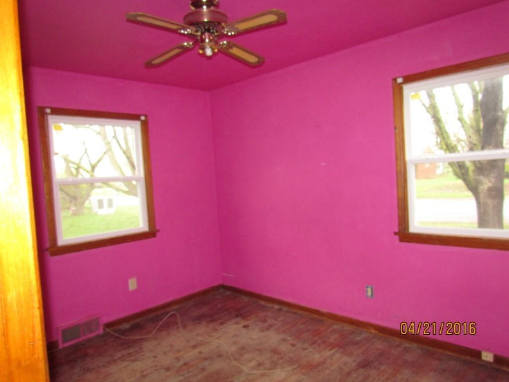 287 Elmside Road Benton Harbor, MI 49022 - Photo 9 of 14 IMG_1555 (Medium) - Copy