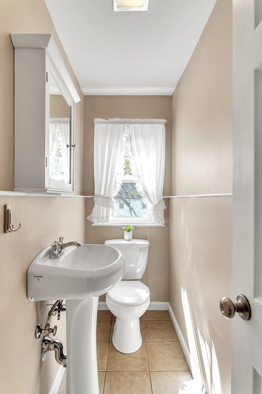 150 Dayton Street Springfield, MA 01118 - Photo 15 of 39 Gallery Image 15