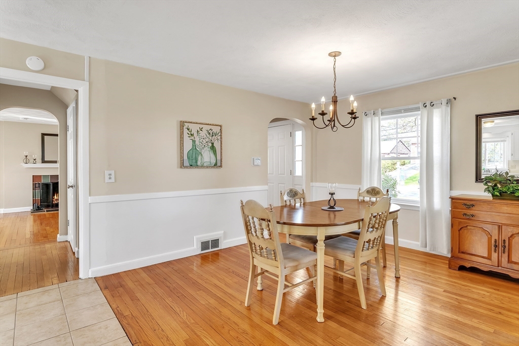 150 Dayton Street Springfield, MA 01118 - Photo 9 of 39 Gallery Image 9