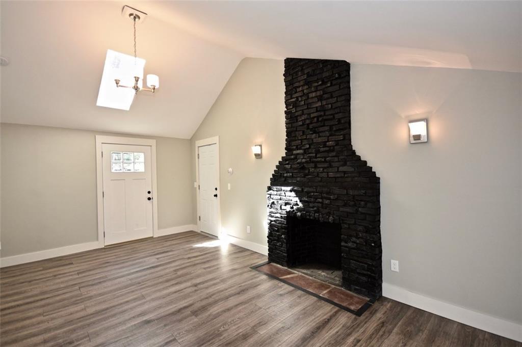 38 Skillin Road Cumberland, ME 04021 - Photo 8 of 17 Enter this room from the front of...