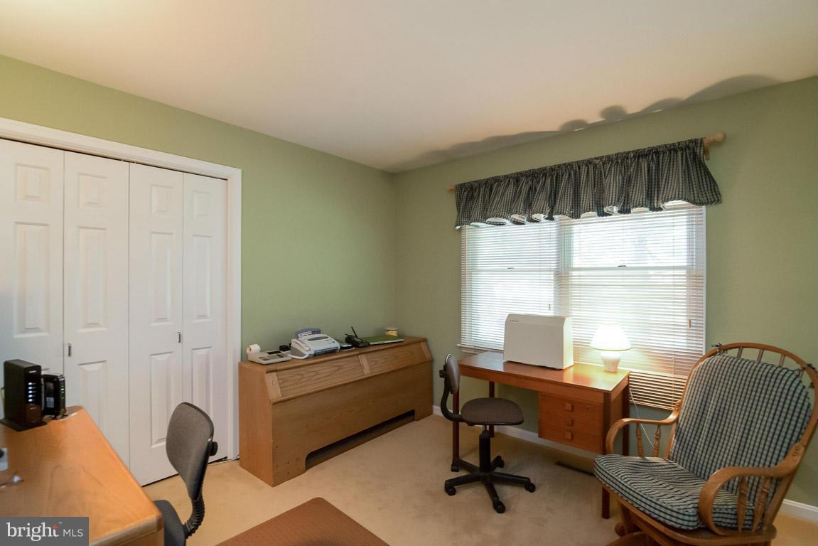 20921 Sunnyacres Road Laytonsville, MD 20882 - Photo 15 of 29 Bedroom