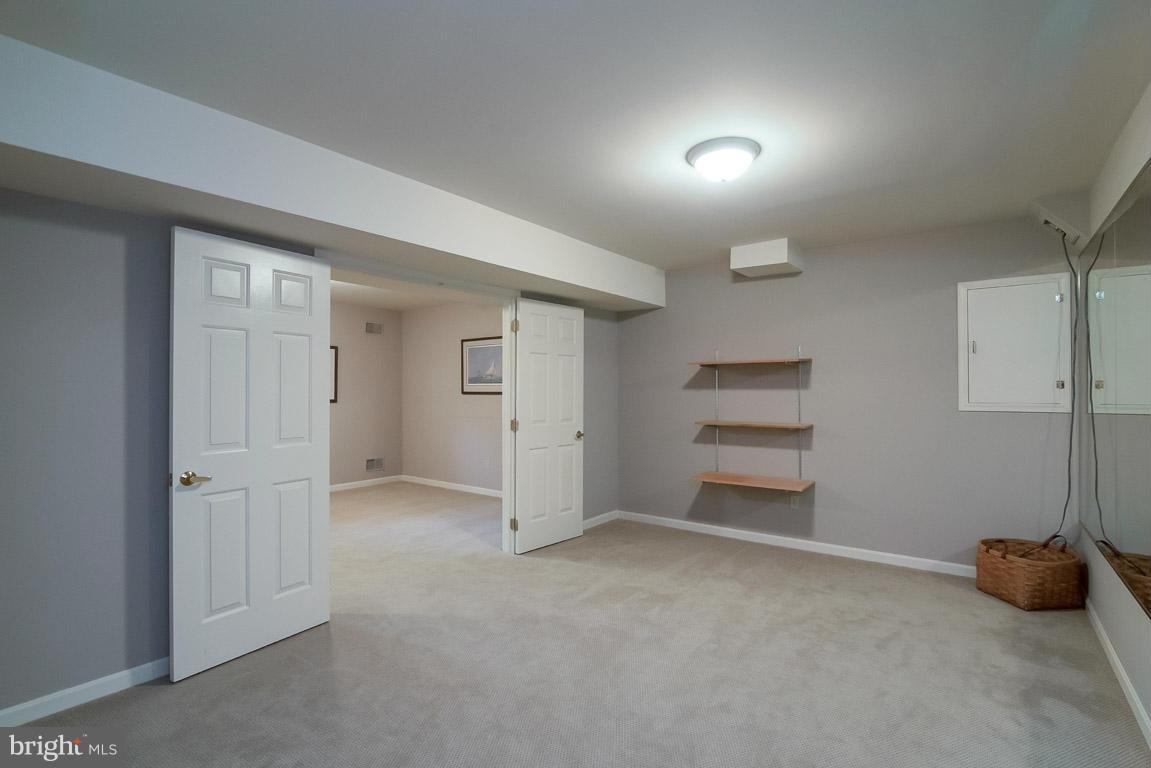 20921 Sunnyacres Road Laytonsville, MD 20882 - Photo 19 of 29 Exercise Room