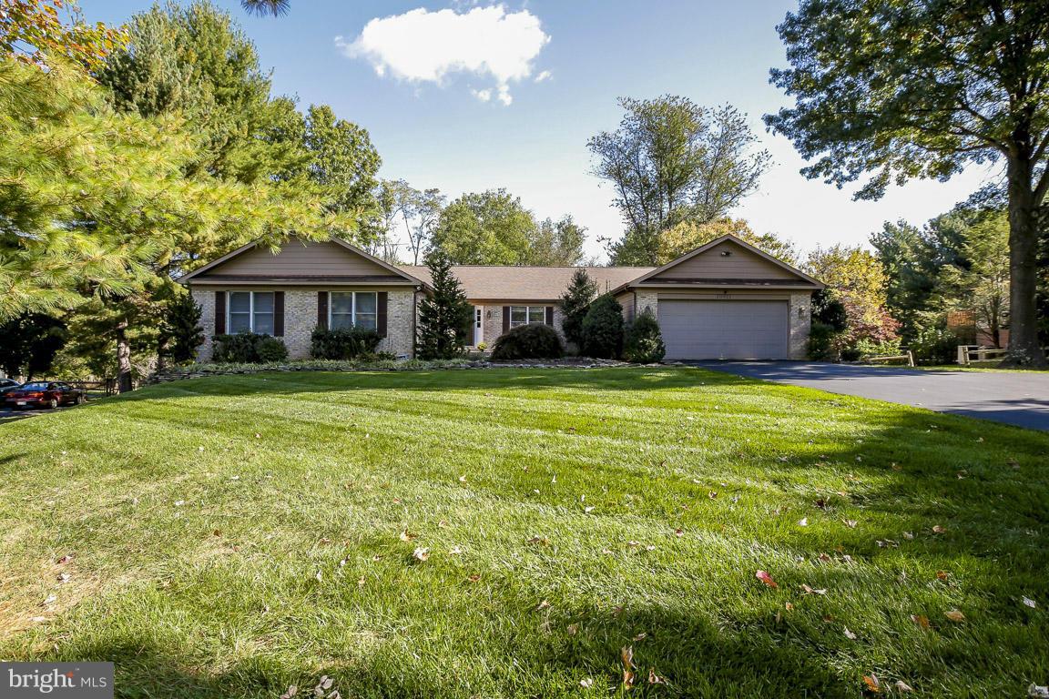 20921 Sunnyacres Road Laytonsville, MD 20882 - Photo 29 of 29 Exterior (Front)