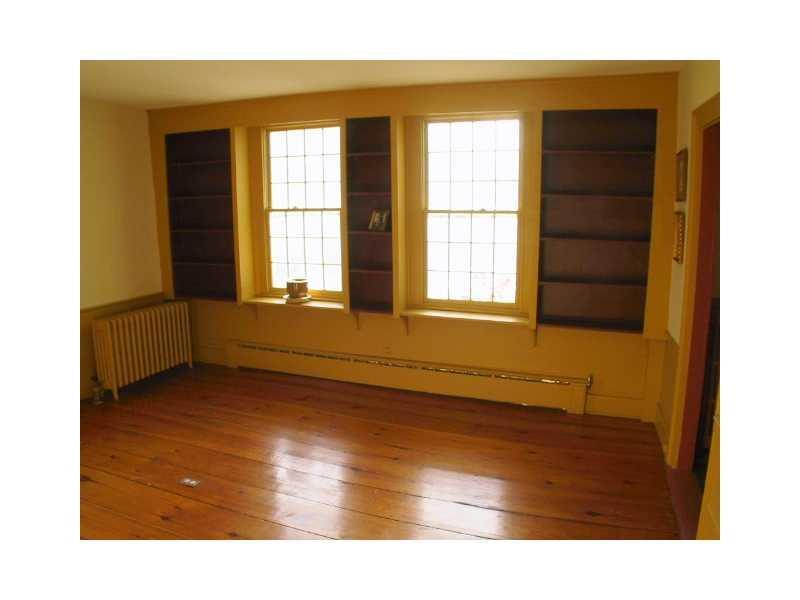 290 Yarmouth Road Gray, ME 04039 - Photo 15 of 33 Other. Keeping Room
