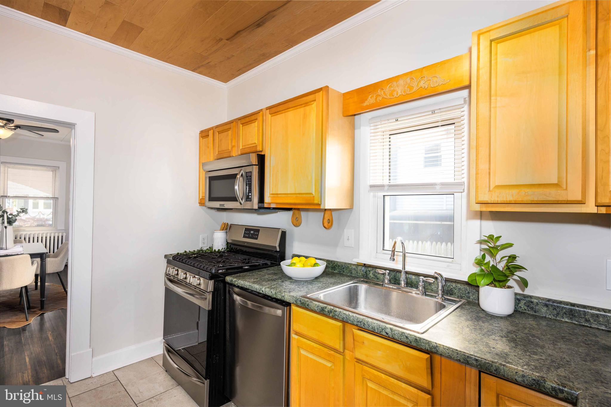 4217 Harcourt Road Baltimore, MD 21214 - Photo 14 of 34 Gallery Image 14