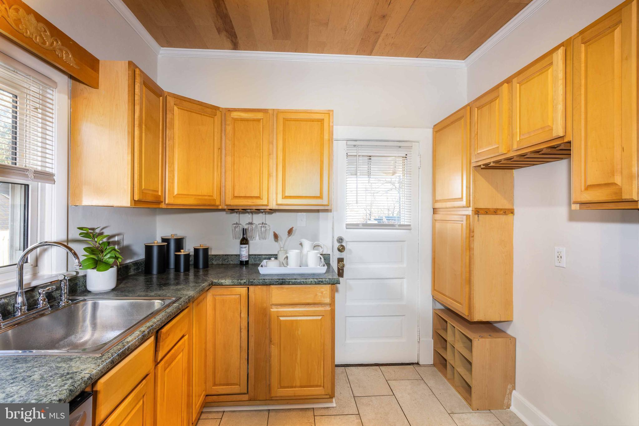 4217 Harcourt Road Baltimore, MD 21214 - Photo 16 of 34 Gallery Image 16