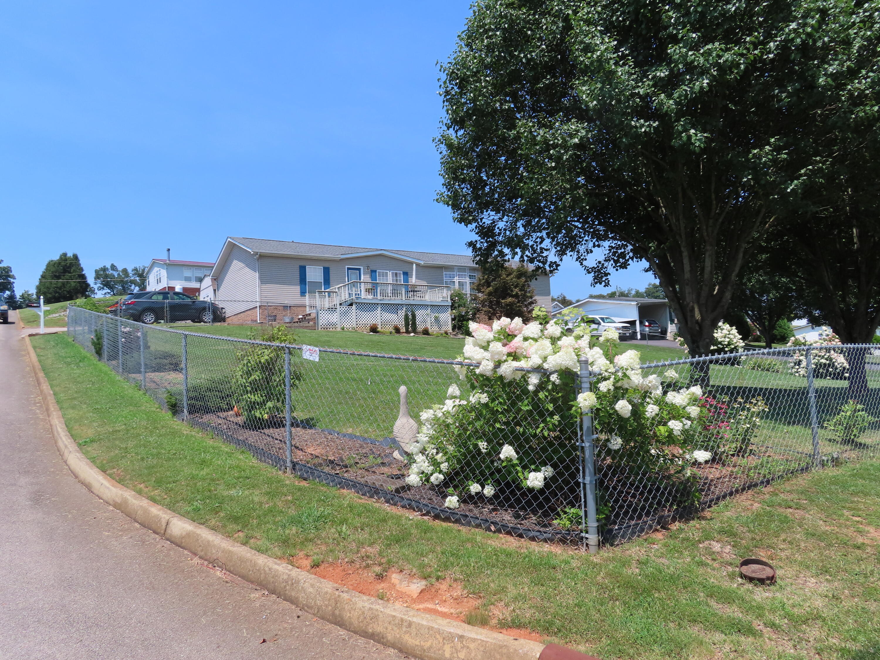 100 Reedy Creek Road Bristol, TN 37620 - Photo 1 of 46 IMG_5143