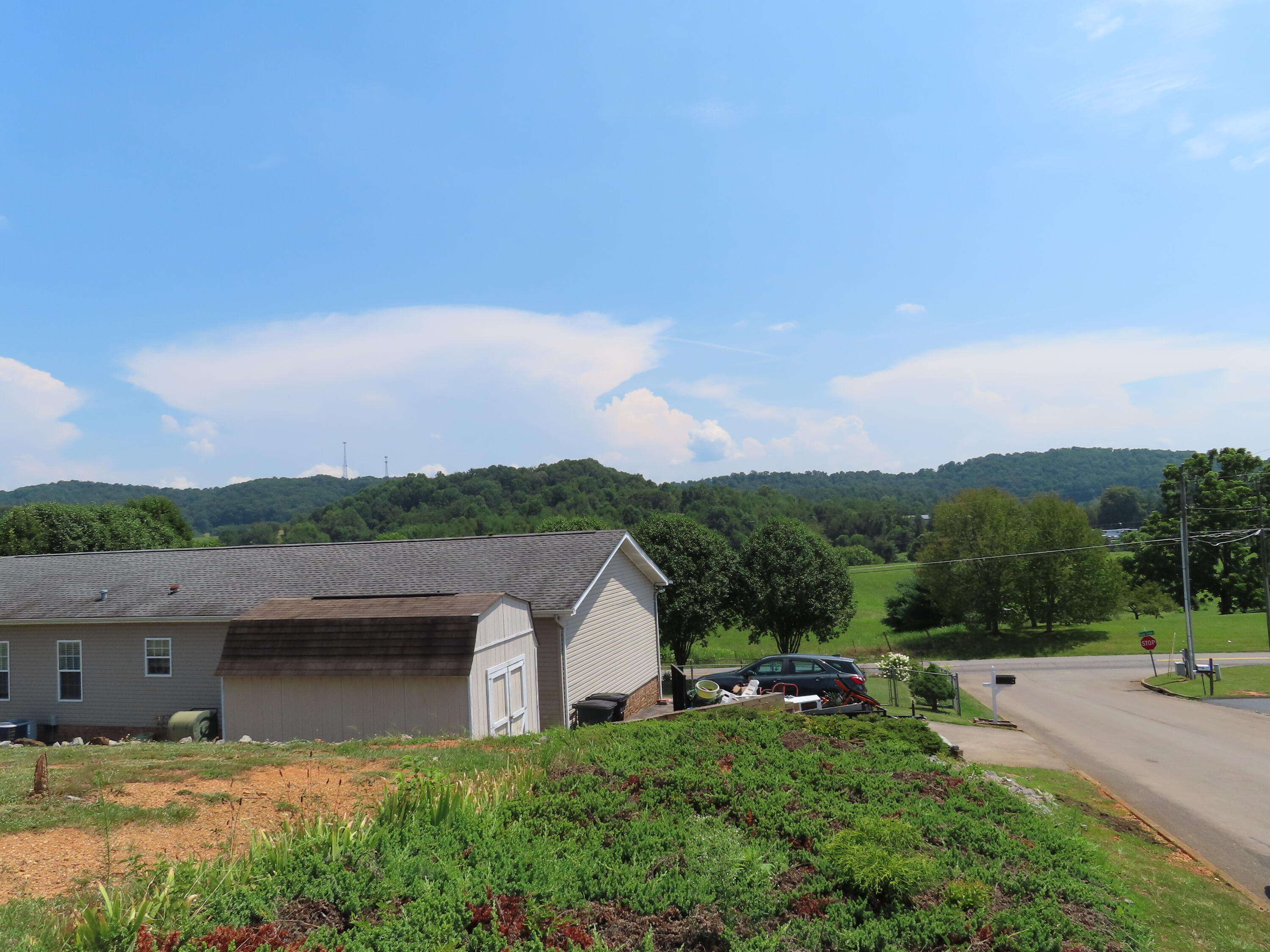 100 Reedy Creek Road Bristol, TN 37620 - Photo 14 of 46 IMG_5156