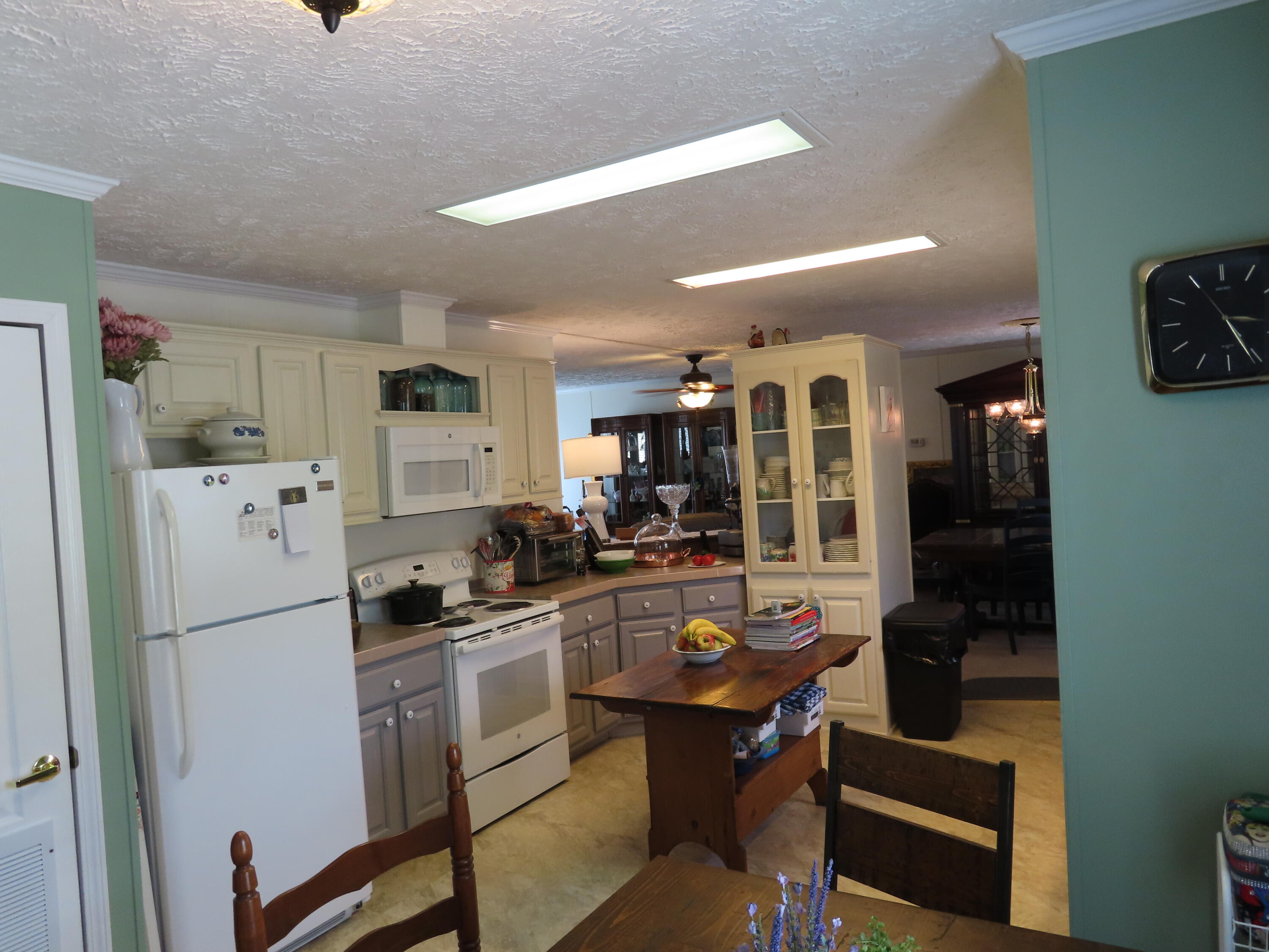 100 Reedy Creek Road Bristol, TN 37620 - Photo 20 of 46 IMG_5163