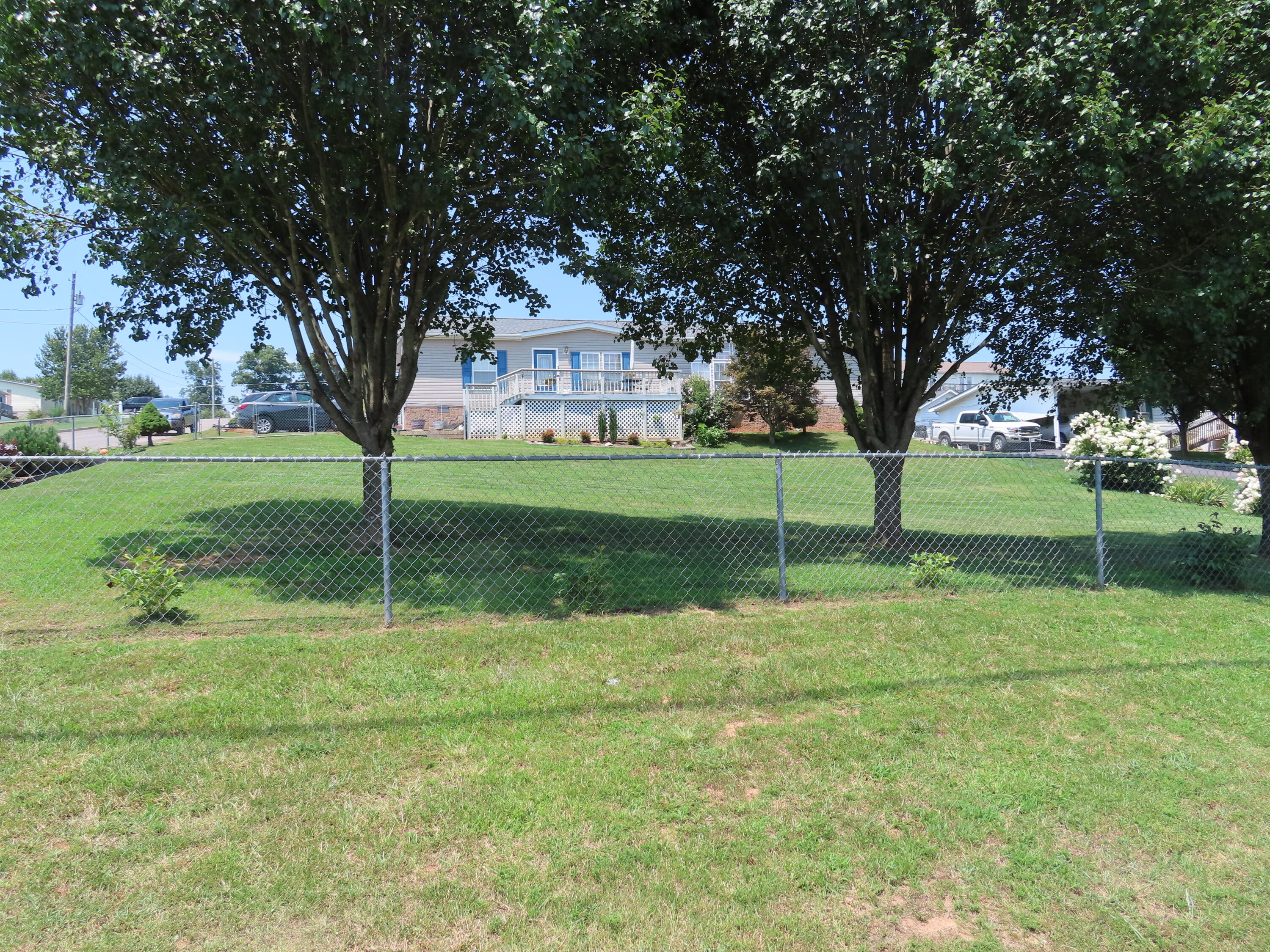 100 Reedy Creek Road Bristol, TN 37620 - Photo 2 of 46 IMG_5144