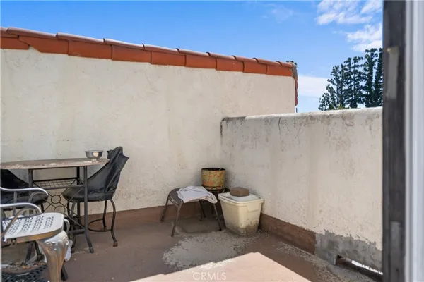 a outdoor view with a sitting space