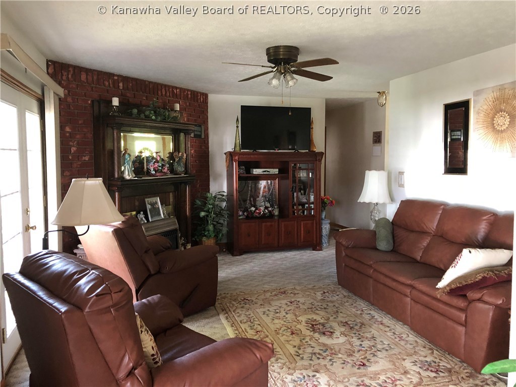 103 Lee Street Ripley, WV 25271 - Photo 9 of 27 Living Room