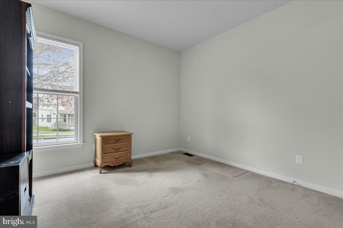 237 Crescent Road Landenberg, PA 19350 - Photo 31 of 46 an empty room with windows