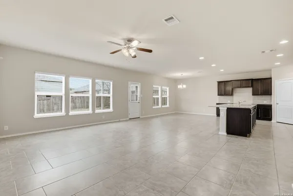 $380,000 | 105 Blaze Moon, Cibolo, TX 78108