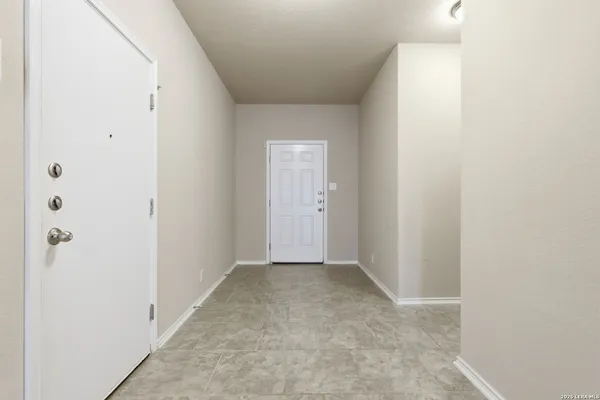 $380,000 | 105 Blaze Moon, Cibolo, TX 78108