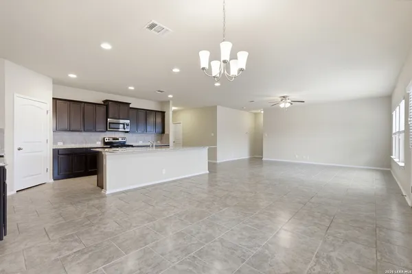 $380,000 | 105 Blaze Moon, Cibolo, TX 78108