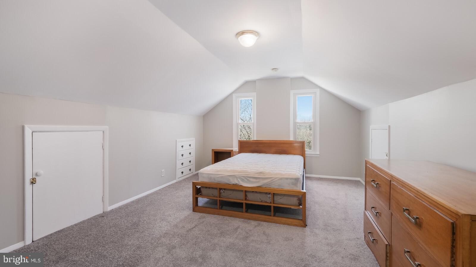 206 Bortondale Road Media, PA 19063 - Photo 16 of 22