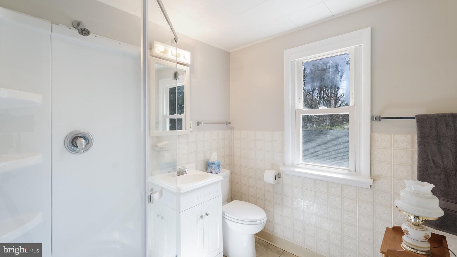 206 Bortondale Road Media, PA 19063 - Photo 17 of 22