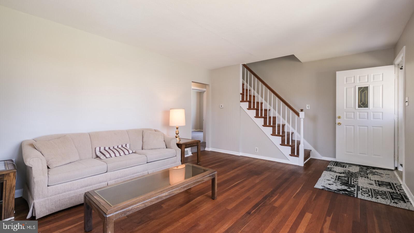 206 Bortondale Road Media, PA 19063 - Photo 5 of 22