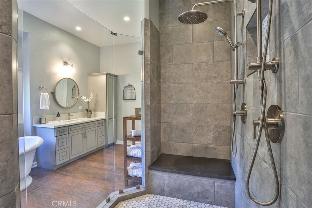 12619 Rustic Oak Court Rancho Cucamonga, CA 91739 - Photo 40 of 75 Primary bathroom shower seat