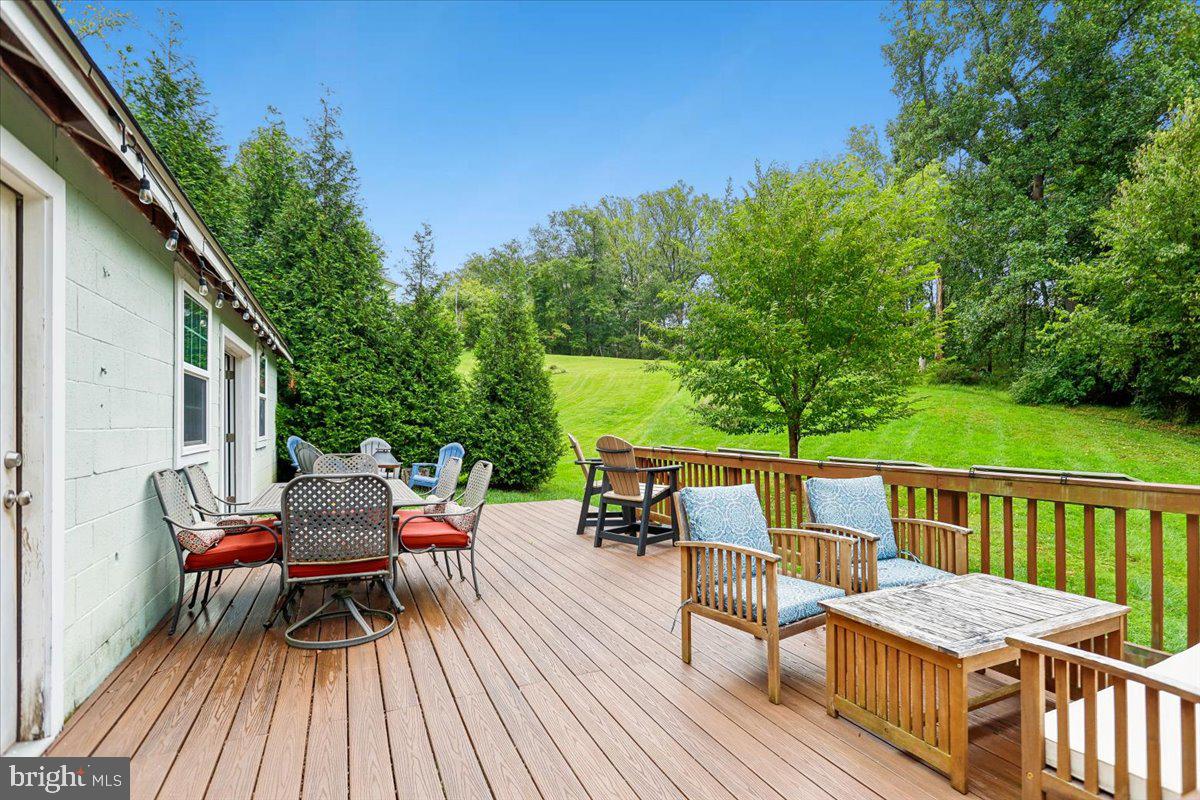 16617 Wesley Chapel Road Monkton, MD 21111 - Photo 46 of 60 Workshop deck