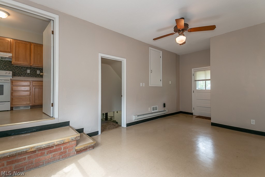 569 Bishop Road Cleveland, OH 44143 - Photo 20 of 26