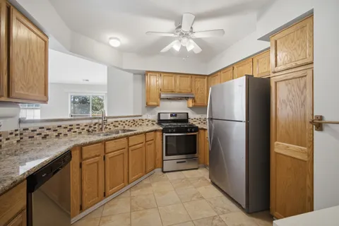 $365,000 | 1911 North Silver Lake Road, Arlington Heights, IL 60004