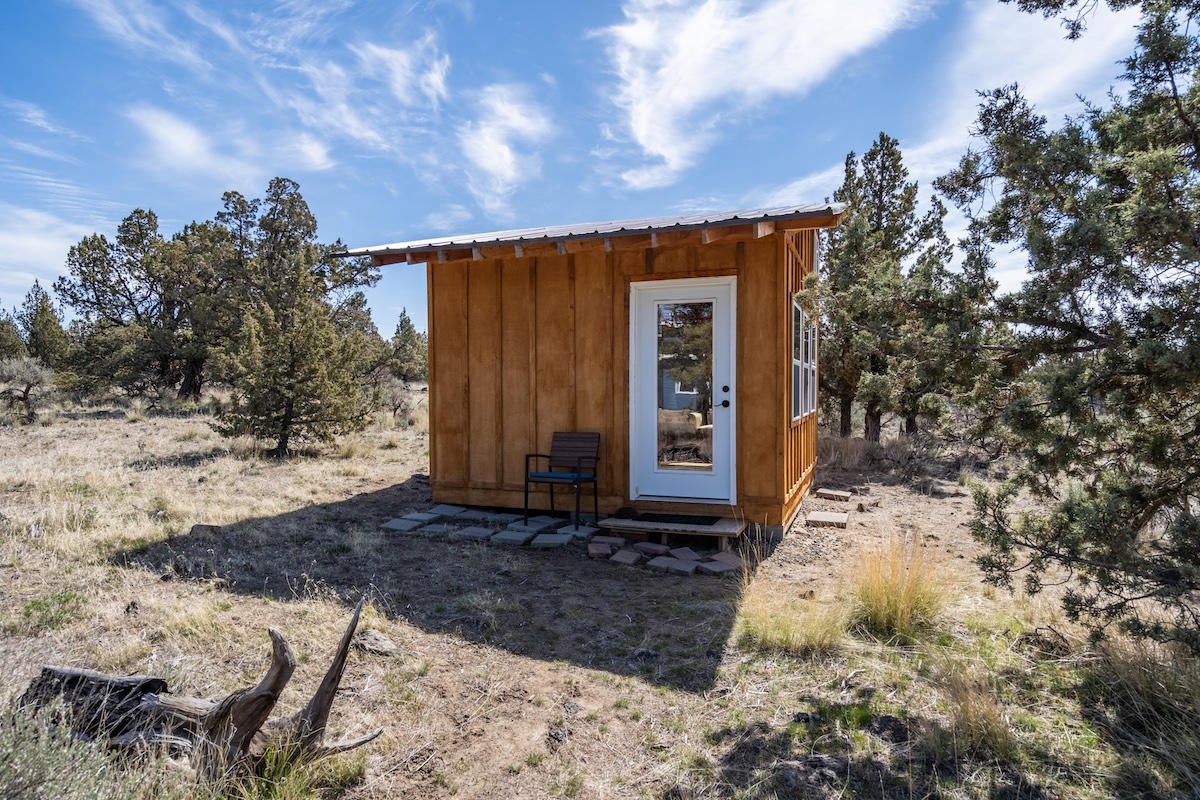 16192 Southwest Steelhead Road Terrebonne, OR 97760 - Photo 22 of 33 2021_04_12_16192_sw_steelhead_rd-41