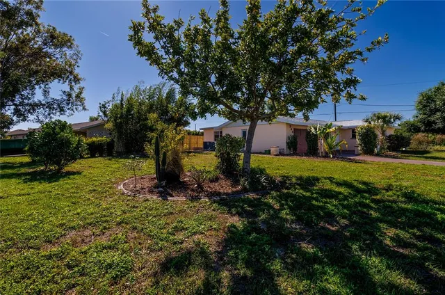 $1,750 | 269 East Tarpon Boulevard Northwest, Port Charlotte, FL 33952