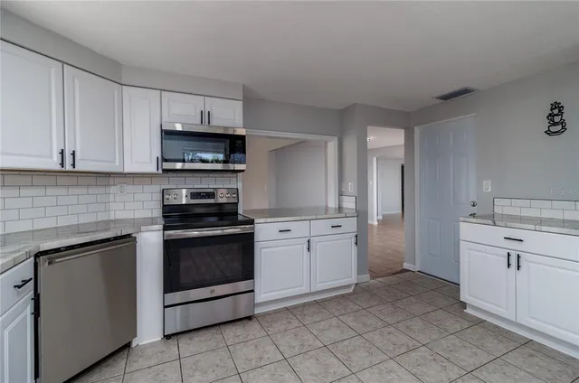 $1,750 | 269 East Tarpon Boulevard Northwest, Port Charlotte, FL 33952