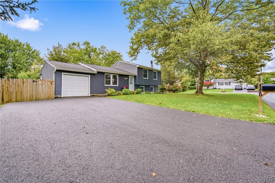4270 Old Meadow Road Clay, NY 13041 - Photo 39 of 41 Gallery Image 39