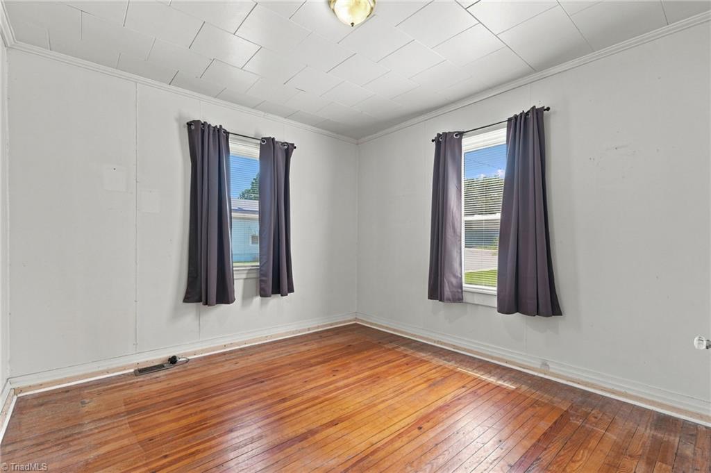 127 South Fieldcrest Road Eden, NC 27288 - Photo 15 of 21 Bedroom 2