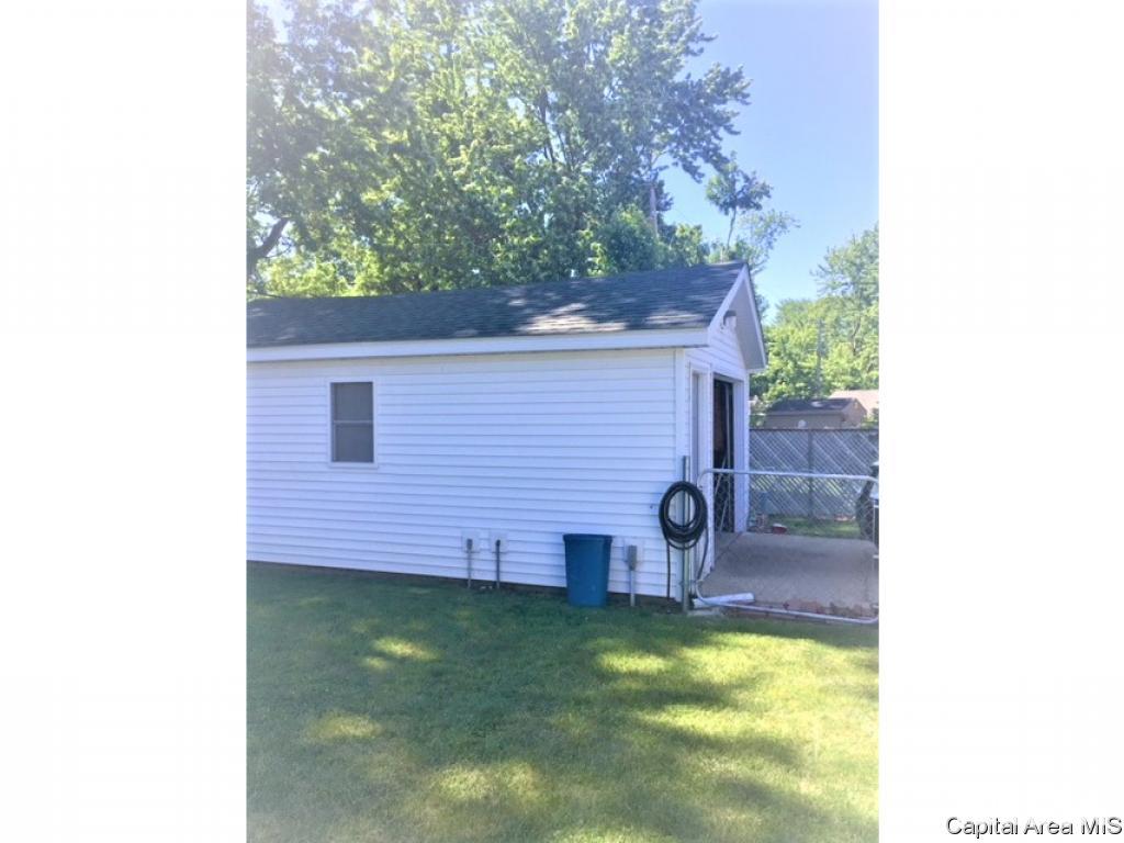 3308 Normandy Road Springfield, IL 62703 - Photo 4 of 12