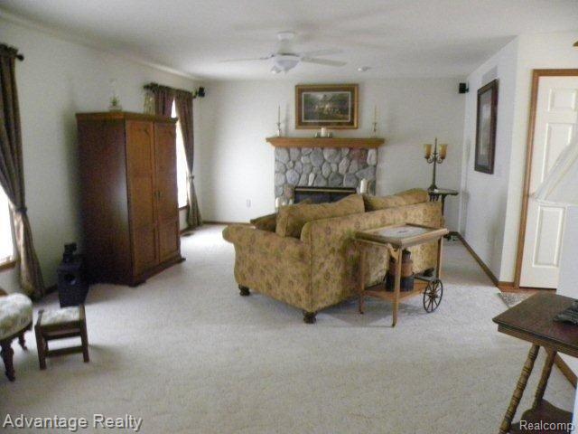76300 Rosemary Court Romeo, MI 48065 - Photo 16 of 17 Rosemary 76300 Living Room 1