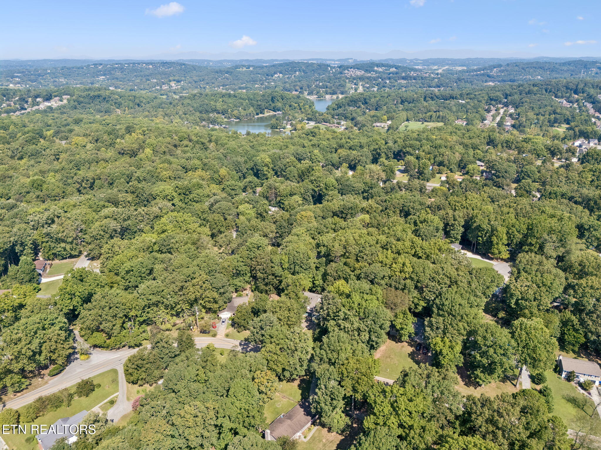 10033 Bluegrass Road Knoxville, TN 37922 - Photo 34 of 41 Lovely Bluegrass Area
