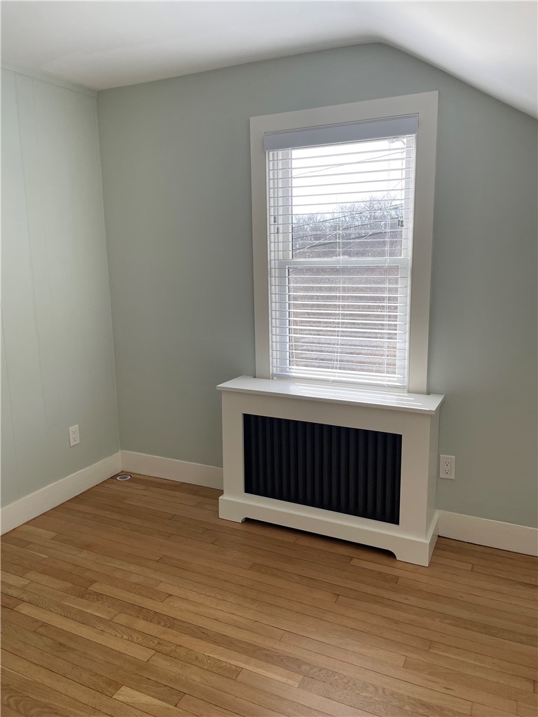 102 3rd Beach Road Middletown, RI 02842 - Photo 23 of 29