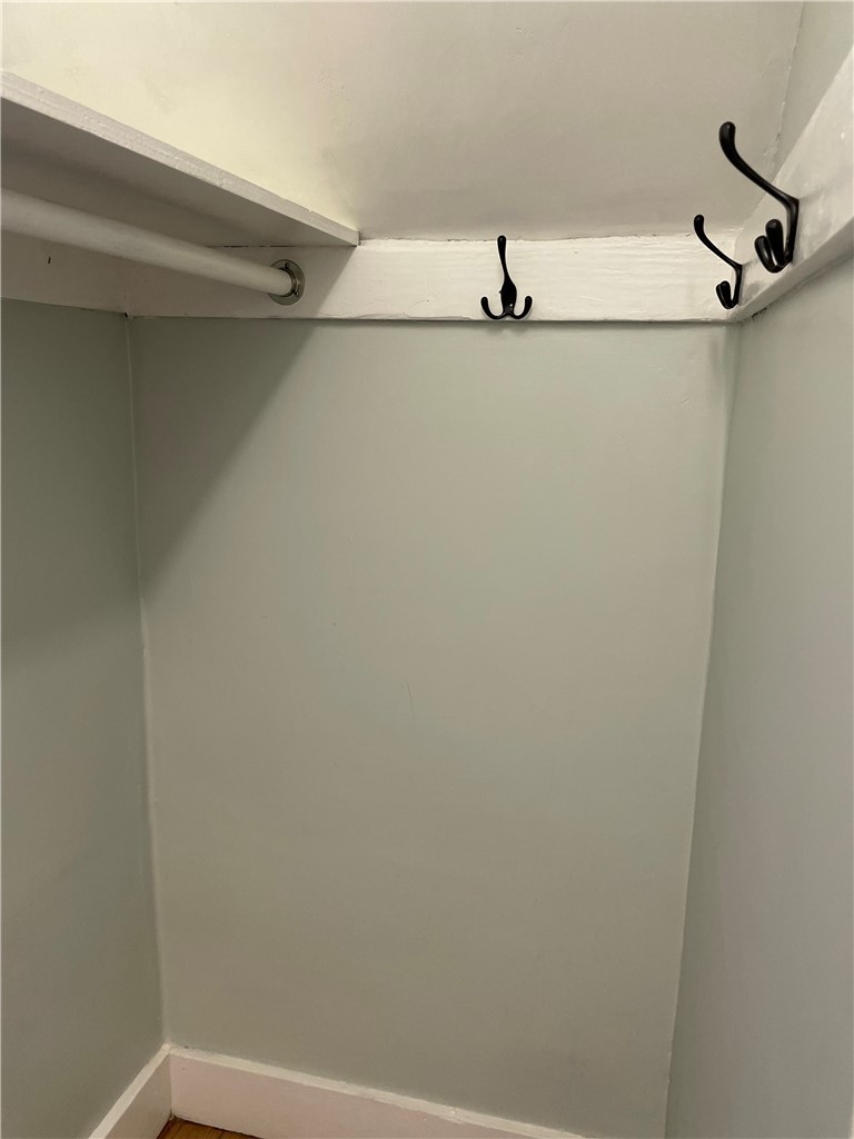 102 3rd Beach Road Middletown, RI 02842 - Photo 24 of 29