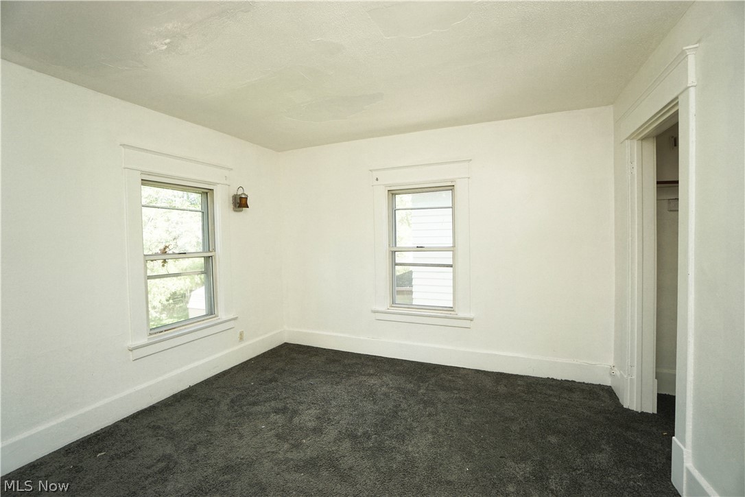 3443 Sheridan Road Youngstown, OH 44502 - Photo 12 of 24 Bedroom