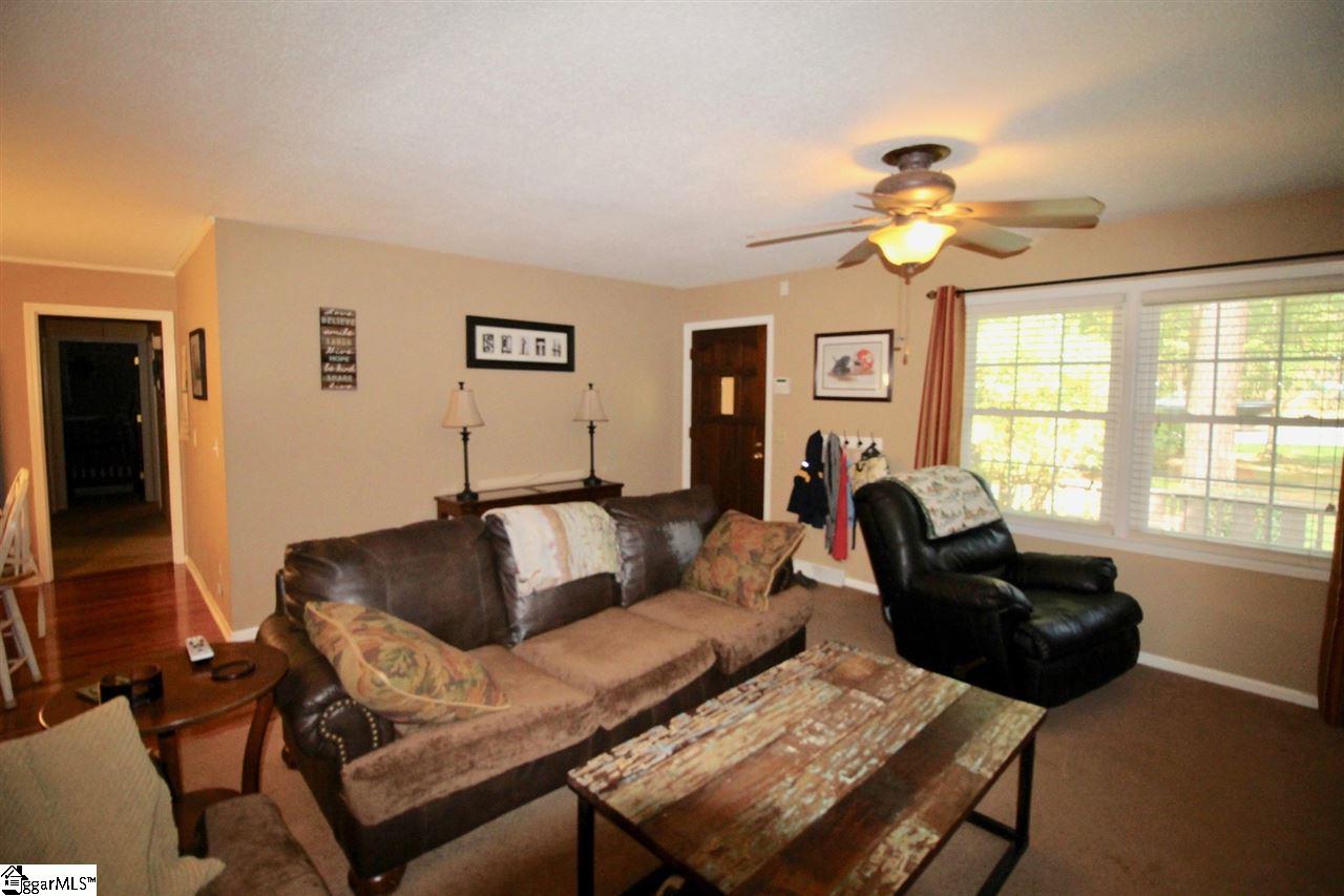 206 Lawrence Bridge Road Seneca, SC 29672 - Photo 10 of 36 Gallery Image 10