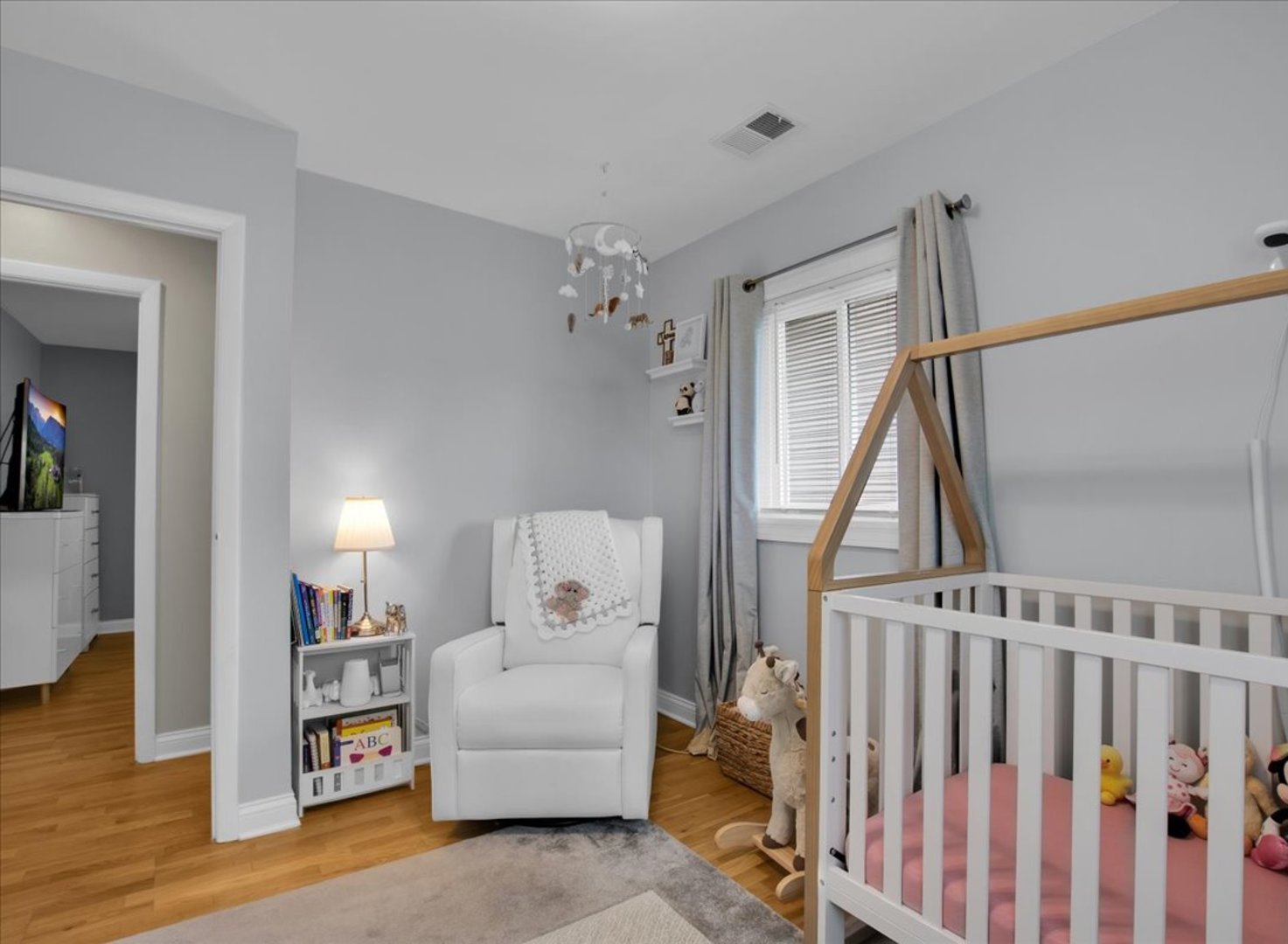 1755 Monticello Road Hoffman Estates, IL 60169 - Photo 18 of 34