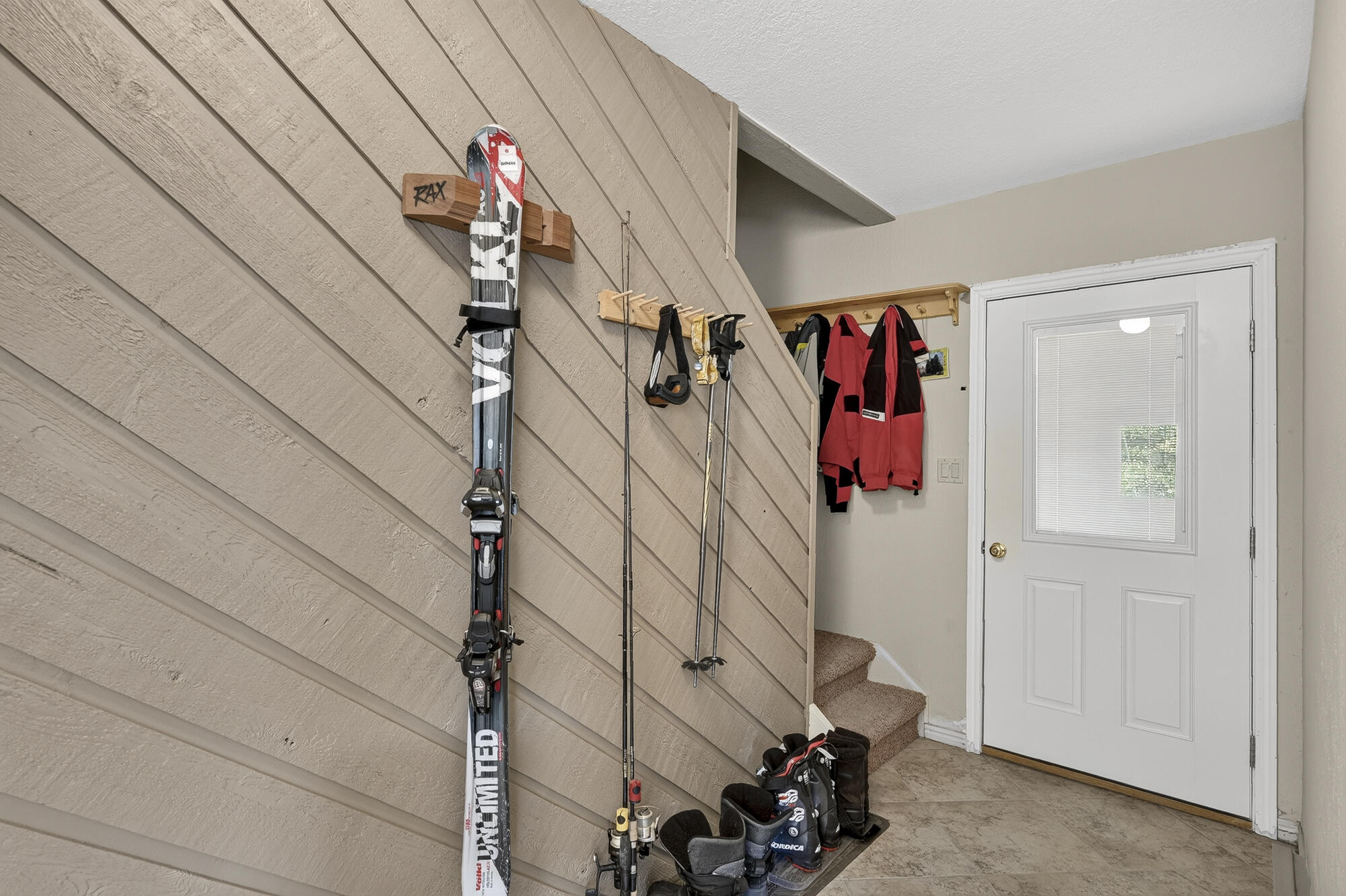 561 South Vasels Road, Unit R19C Brian Head, UT 84719 - Photo 15 of 37 Evergreens C19-15