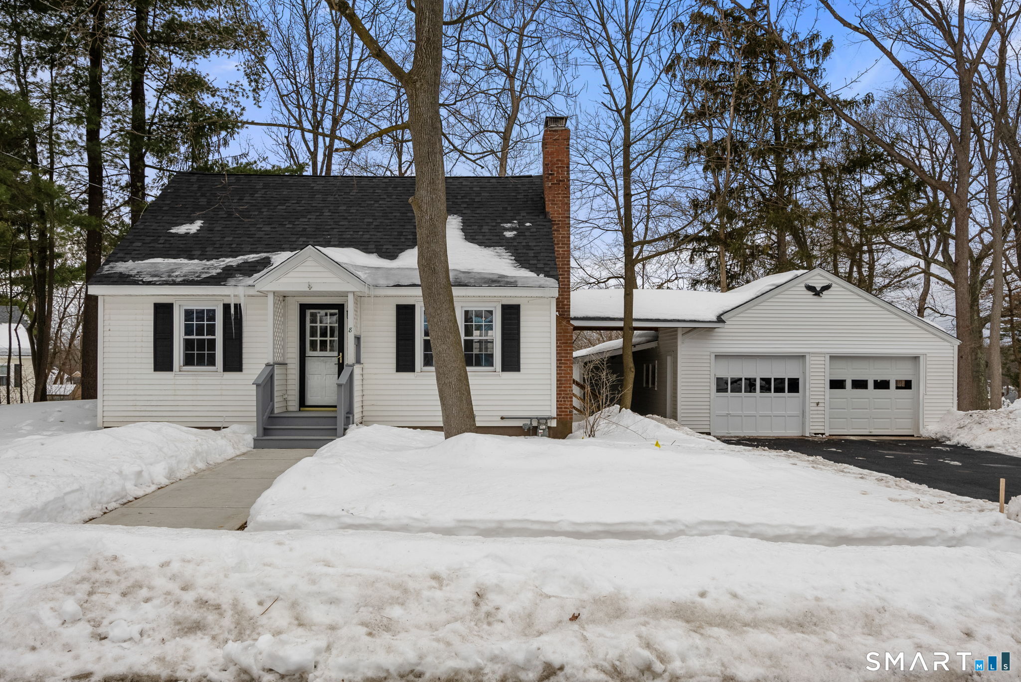 8 Hendee Road Manchester, CT 06040 - Photo 1 of 1