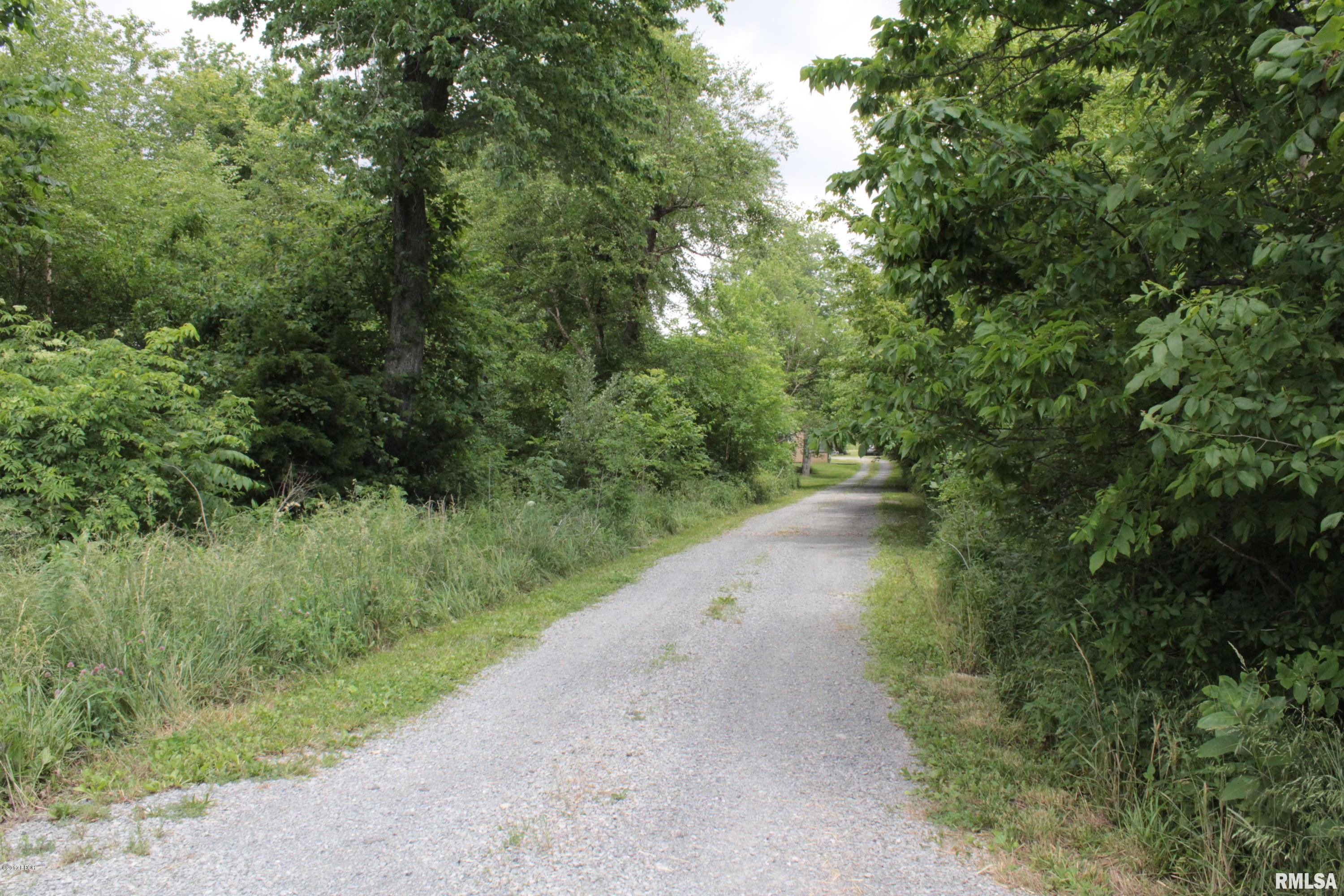 17866 Galatia Post Road Marion, IL 62959 - Photo 2 of 30