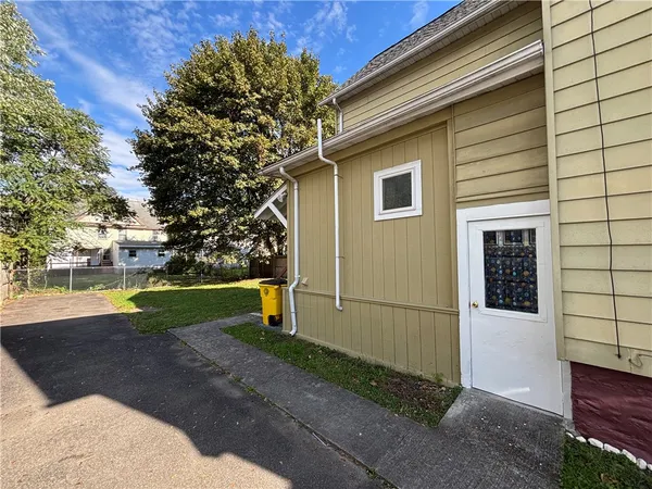 $144,900 | 413 East Washington Avenue, Elmira, NY 14901