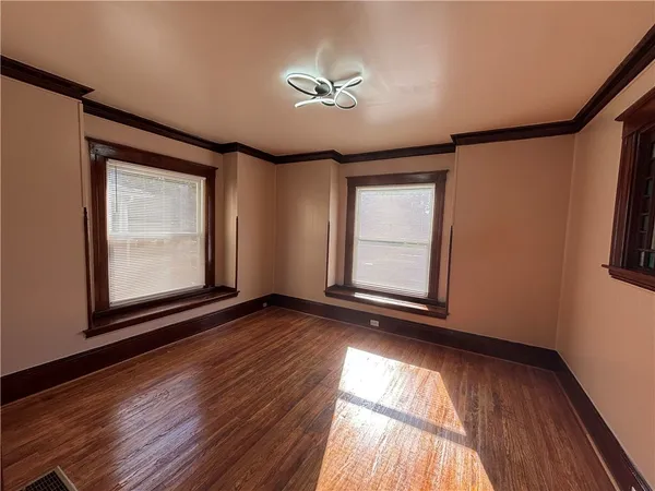 $144,900 | 413 East Washington Avenue, Elmira, NY 14901