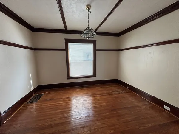 $144,900 | 413 East Washington Avenue, Elmira, NY 14901